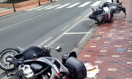 Scooter gettati a terra e specchietti distrutti nella "città dei vandali"