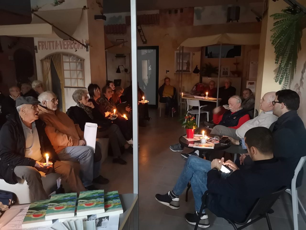 Una piazzetta a lume di candela per Marino Magliani alla Cgil