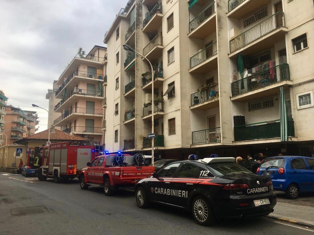 Ottantasettenne tenta il suicidio