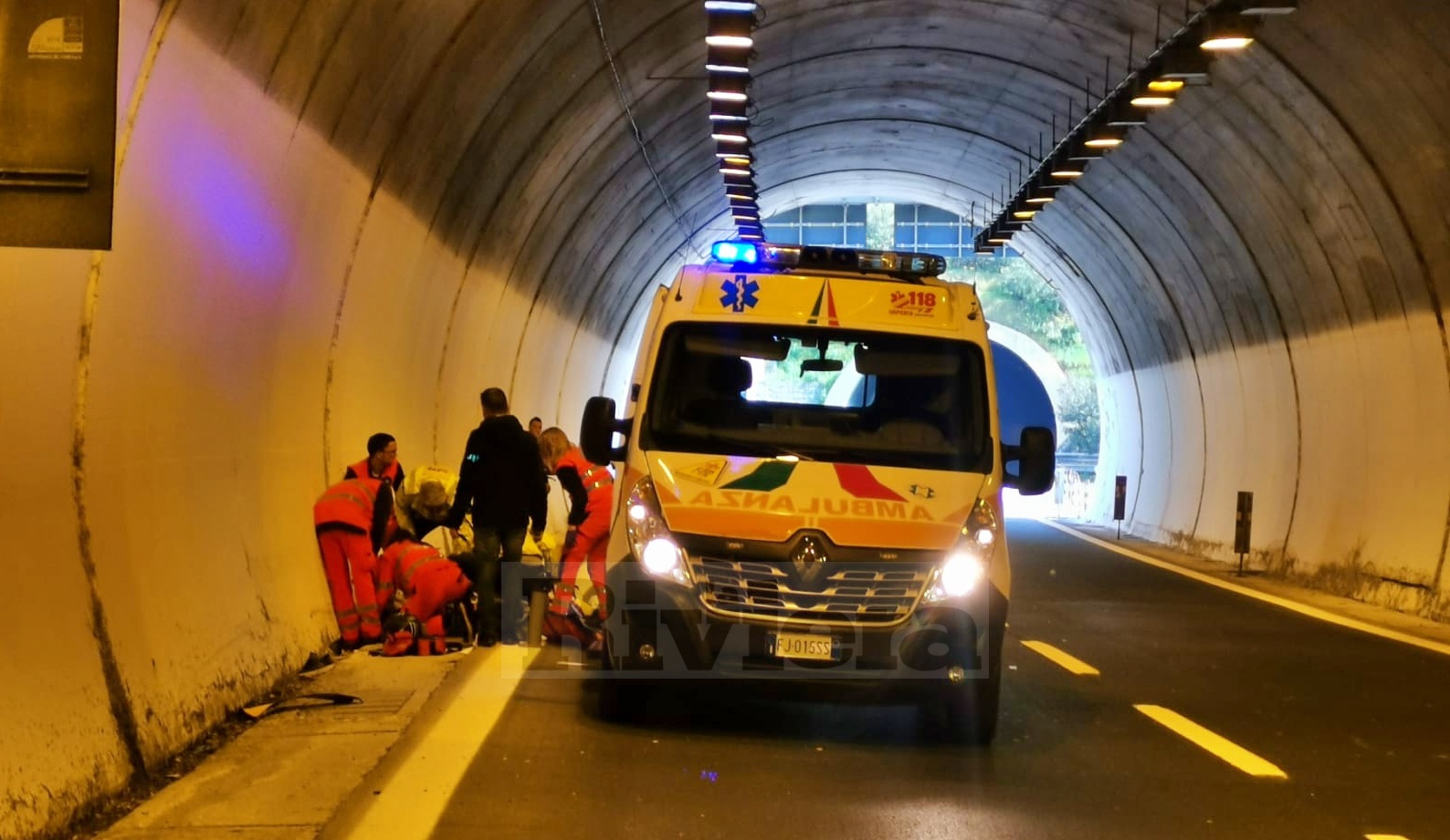 incidente Aurelia Bis Sanremo moto Ducati schianto 28enne