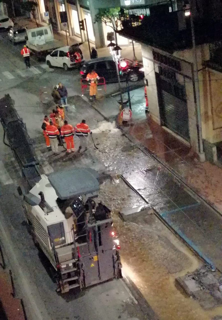 Ventimiglia: esplode tubatura davanti farmacia Morel