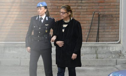 Peculato: preside arrestata "A Mentone per servizio", persi 400mila euro UE