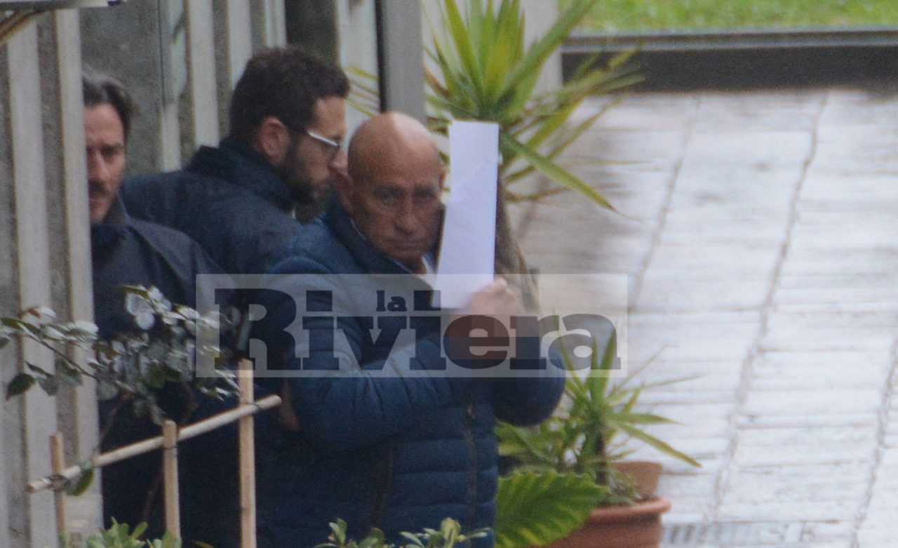 Tentato omicidio: accoltella la ex per gelosia, ecco chi è l’arrestato