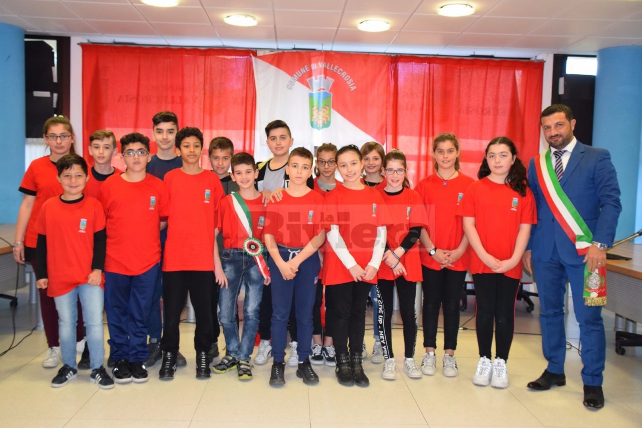 Vallecrosia: conferita la cittadinanza onoraria a don Collecchia