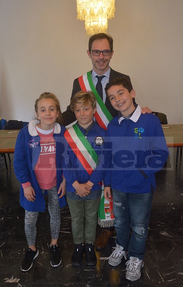 Consiglio comunale Ragazzi Bordighera aprile 2019 sindaco Sebastiano Ghione_04