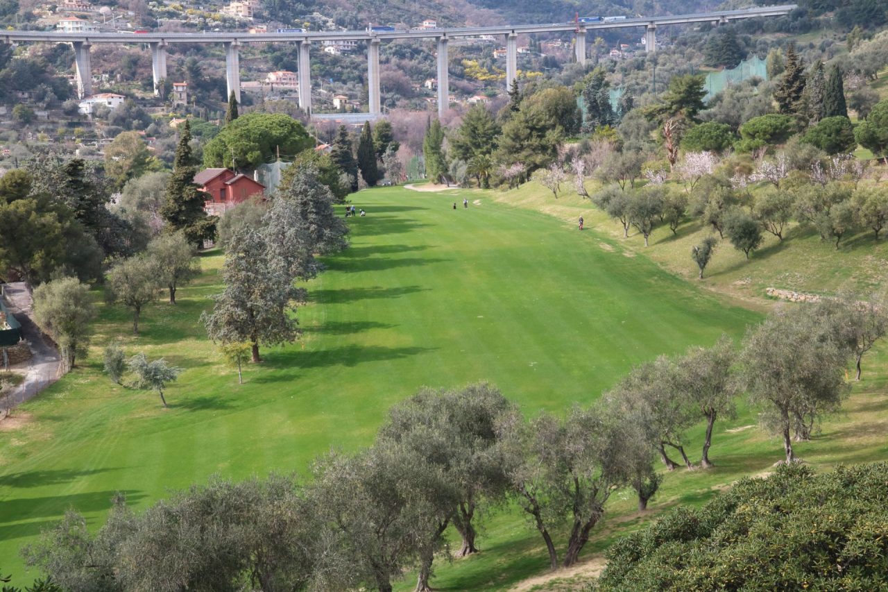 Zonta Club – Un torneo di golf per fermare i matrimoni precoci delle spose-bambine
