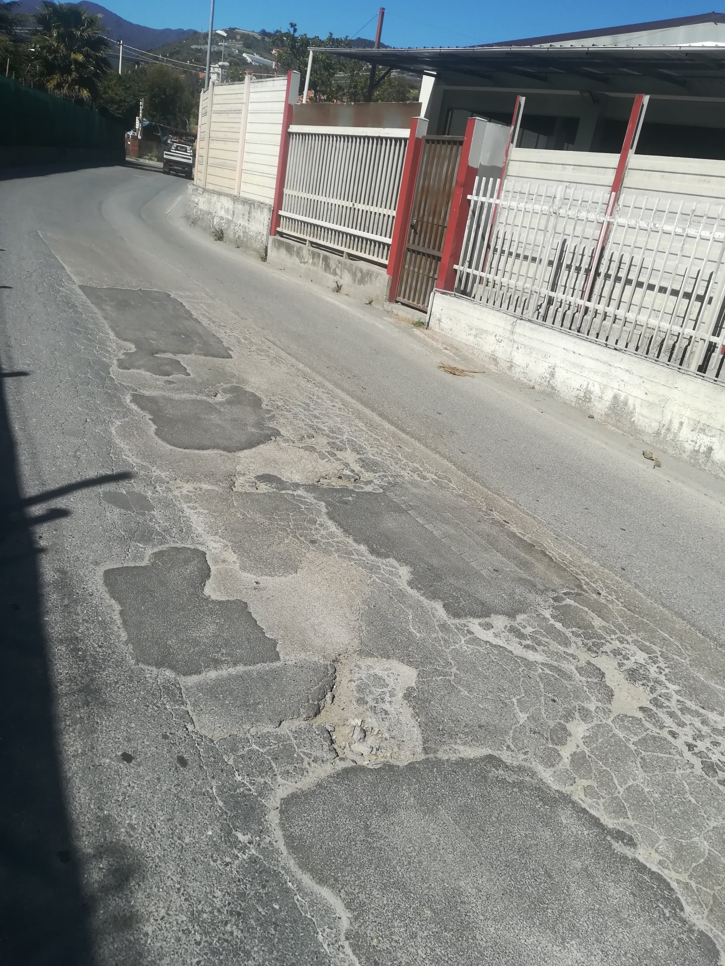 Valle Armea Sanremo strada abbandonata
