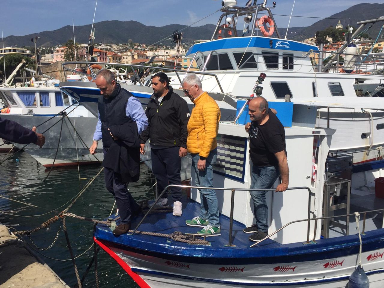 Sergio Tommasini incontra i pescatori di Porto Vecchio