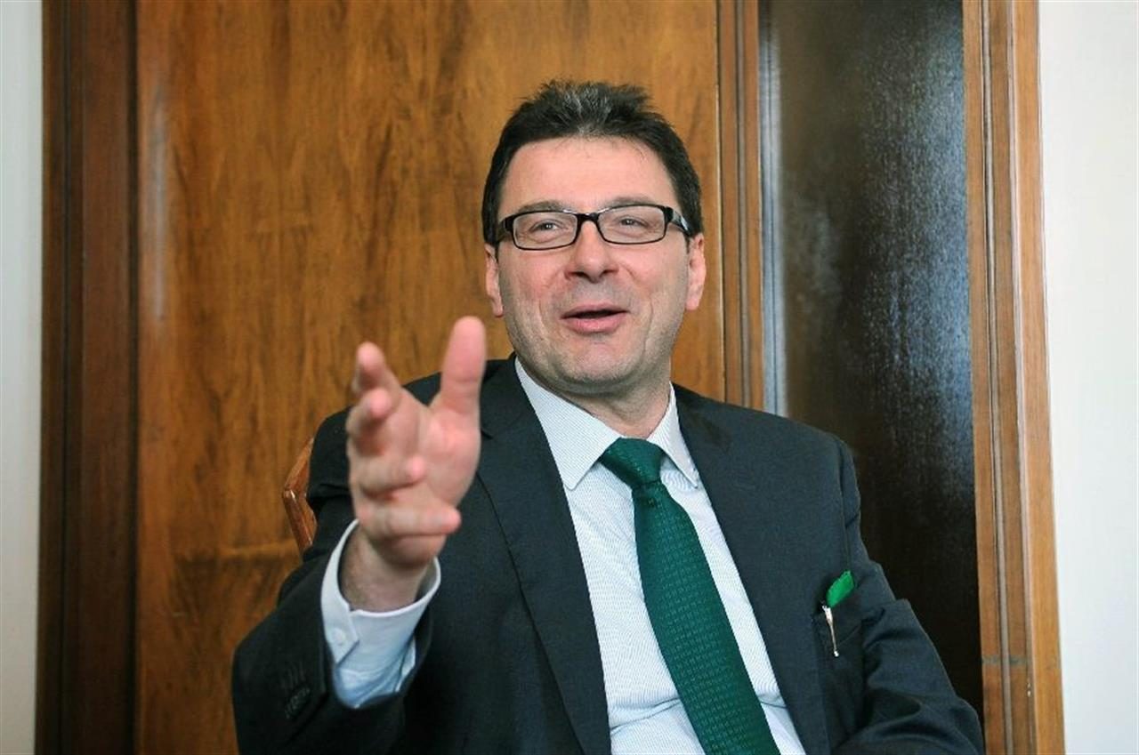 Il Sottosegretario alla Presidenza del Consiglio dei Ministri Giorgetti in visita a Sanremo e Ventimiglia