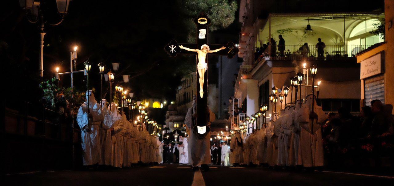 Processione del Venerdì Santo per le vie della Pigna