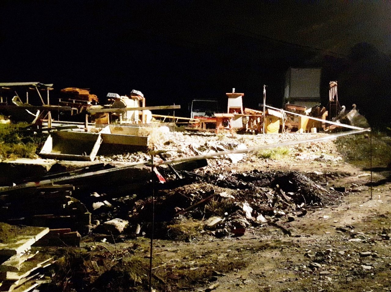 Deposito in fiamme: Municipale sequestra l’area in Valle Armea