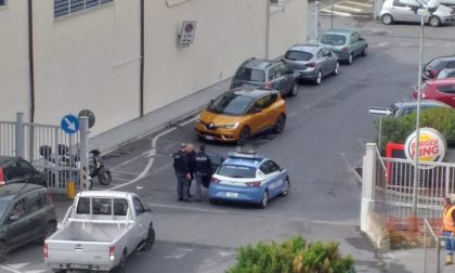 Imperia: controllore RT sbattuto a terra da passeggero senza biglietto