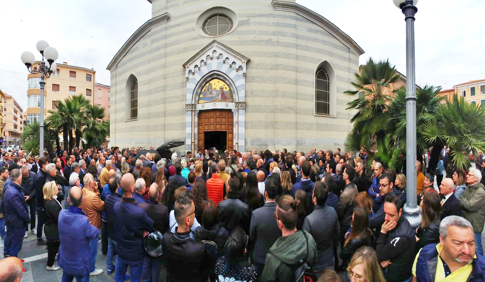 Funerali Mauro Sismondini Ventimiglia_02