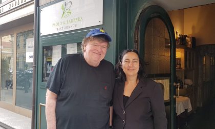 Il regista Michael Moore pranza a Sanremo