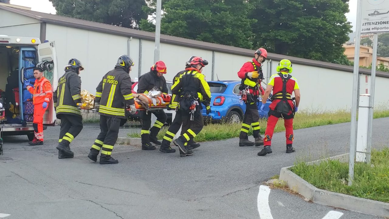 Incidente sulla statale 20, grave un motociclista