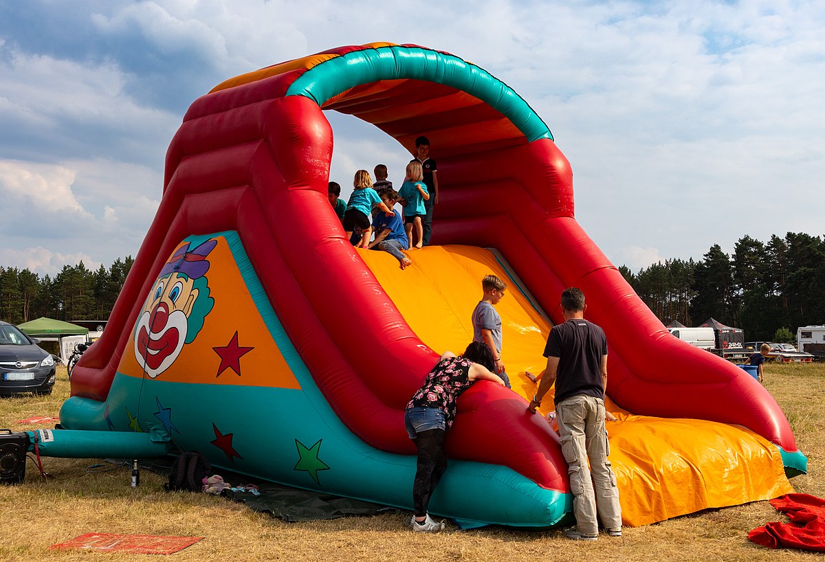 Un salto in centro. Annullato spettacolo