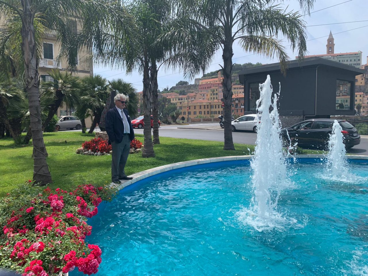 Dopo anni in Largo Torino torna in funzione la fontana grazie a Scullino