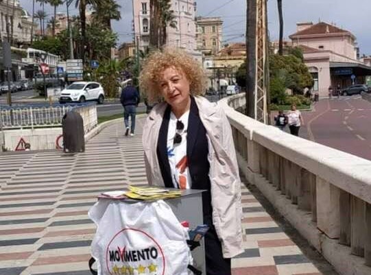 5 Stelle a pezzi, lascia anche la ex consigliera Luciana Balestra