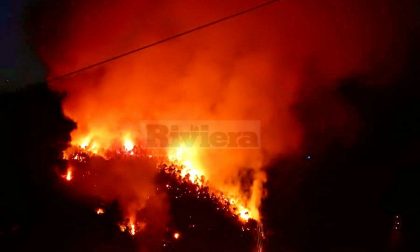 Sanremo: ripartite le fiamme a Gozo, una foto trappola smaschererà i piromani