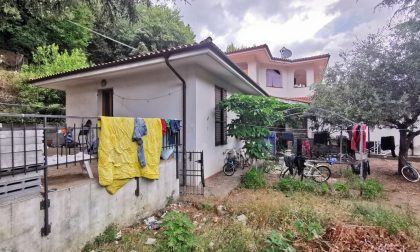 Frode sui contributi ai migranti: imputati tacciono davanti al gip