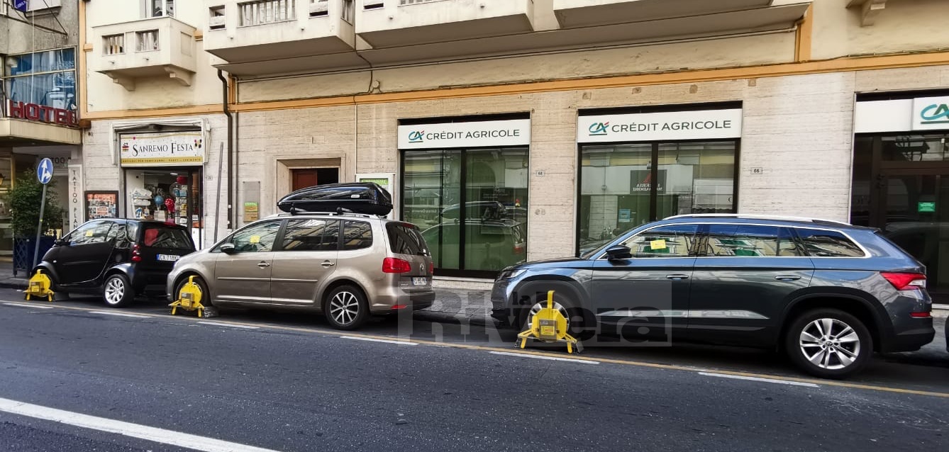 Ganasce auto Sanremo via Roma_02
