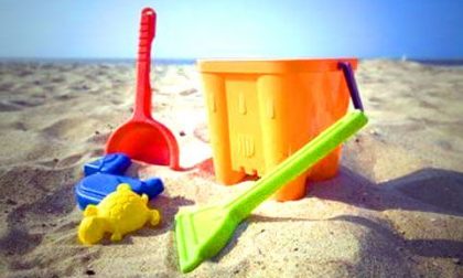 Rubati i giochi per bambini dalla spiaggia libera di Vallecrosia