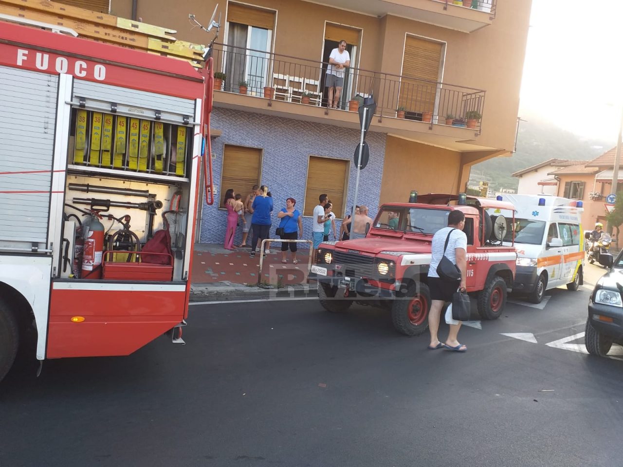Brucia una cucina a Camporosso, vigili del fuoco sul posto