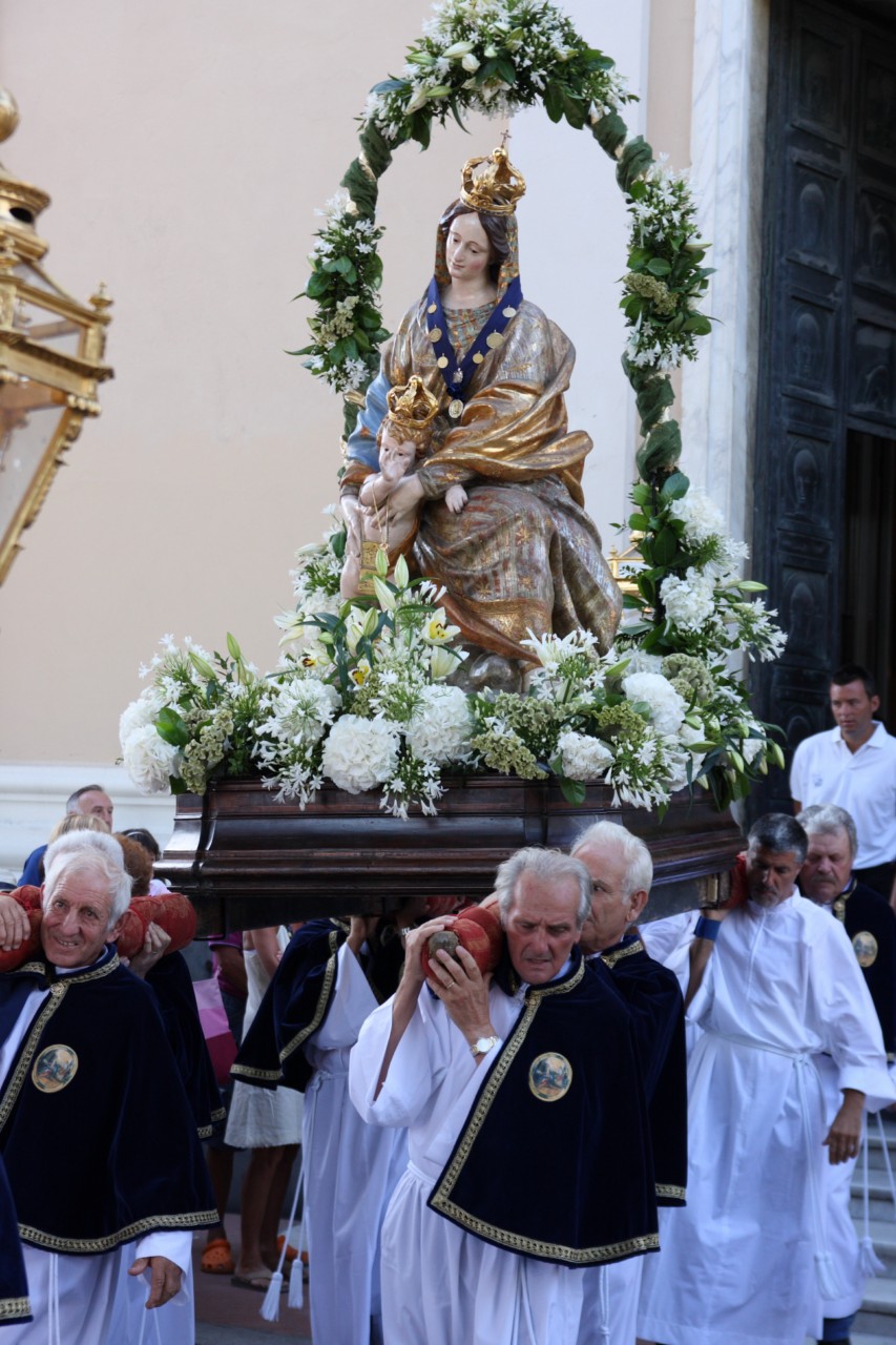 processione-Madonna-del-Carmine_diano-marina