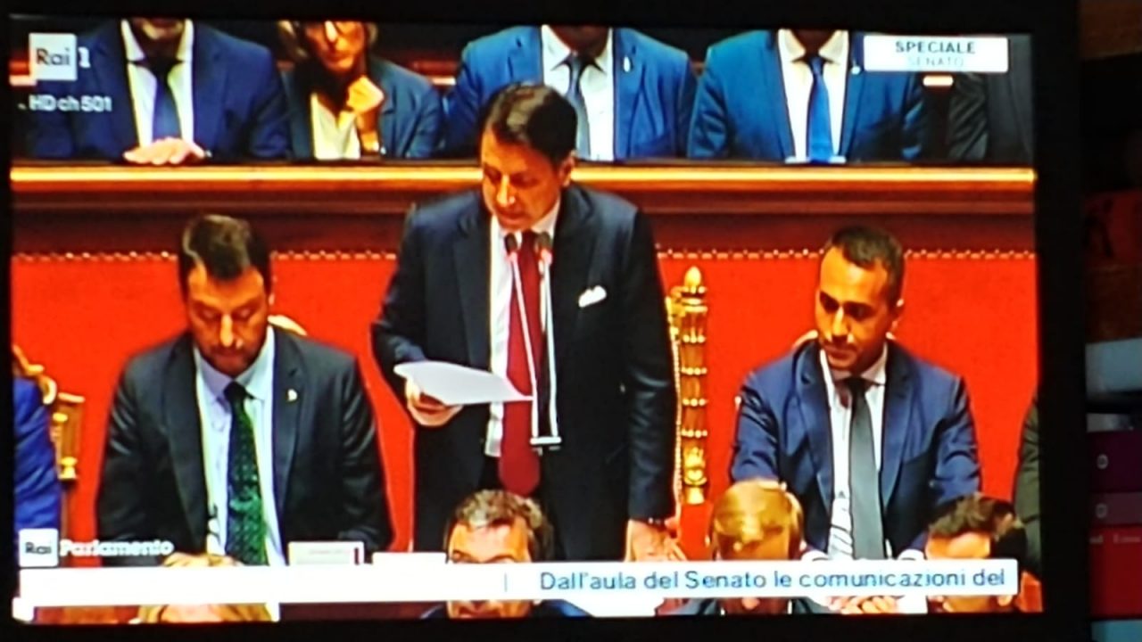 Fine del governo Conte: il presidente del Consiglio annuncia le dimissioni