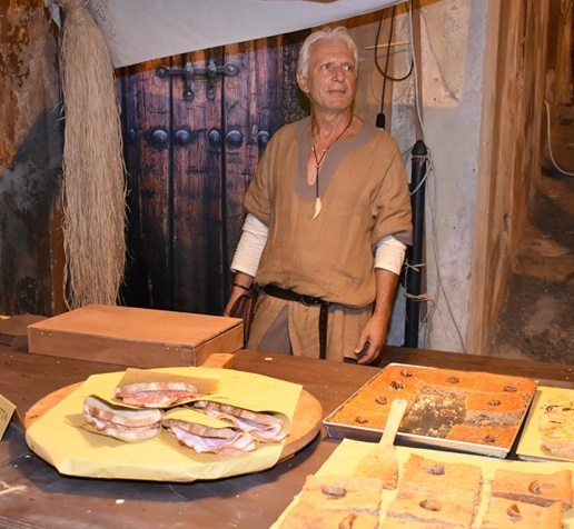 Dal tramonto all'alba Ventimiglia agosto 2019 Asterix Obelix_04