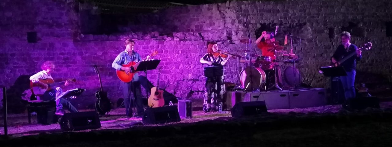 Folk in Diano, domani sera l’omaggio a Fabrizio De André
