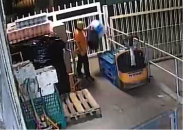 Spesa gratis a Sanremo derubando per mesi il datore di lavoro