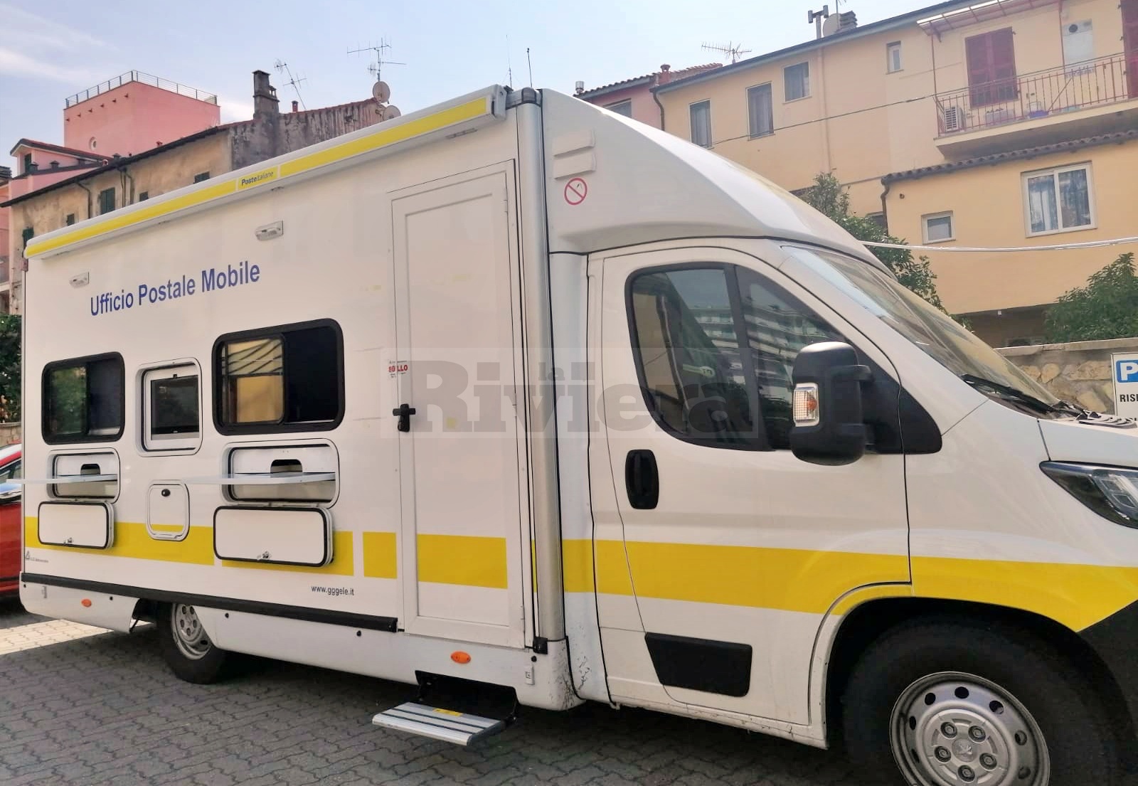 Ospedaletti Poste Italiane chiuse via Cesare Battisti_04