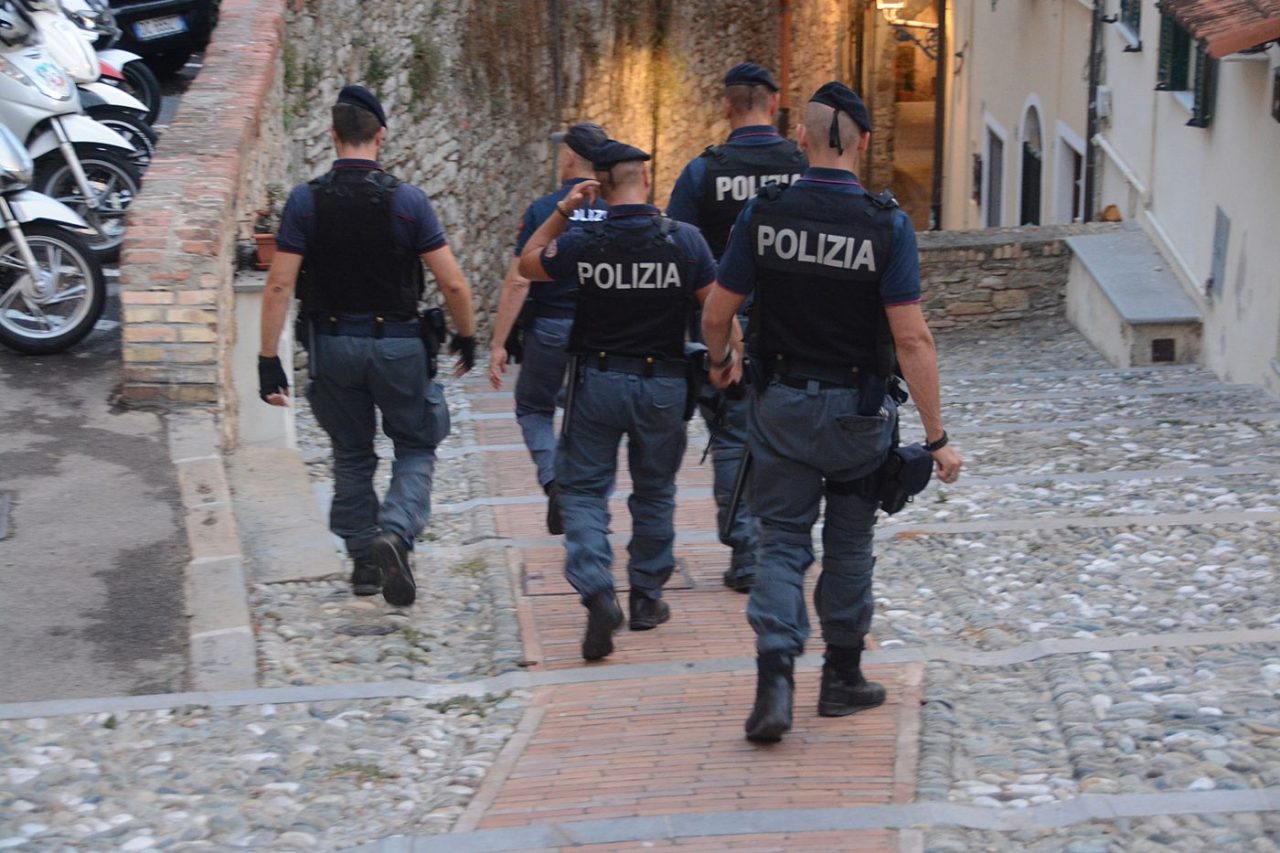 Sanremo , controlli straordinari di interforze contro fenomeni di degrado urbano