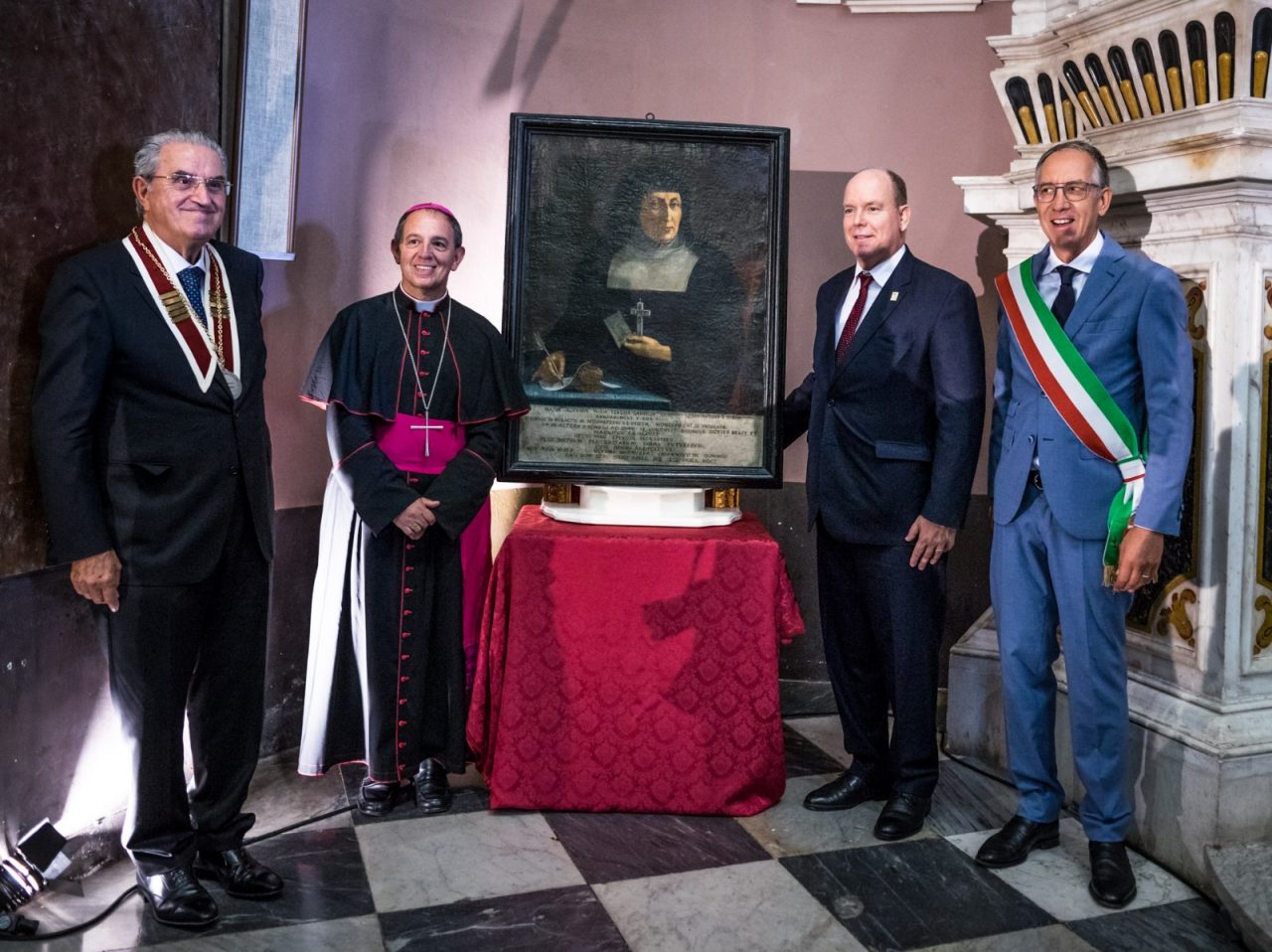 Il principe Alberto di Monaco arriva a Sanremo. La visita alla Madonna della Costa