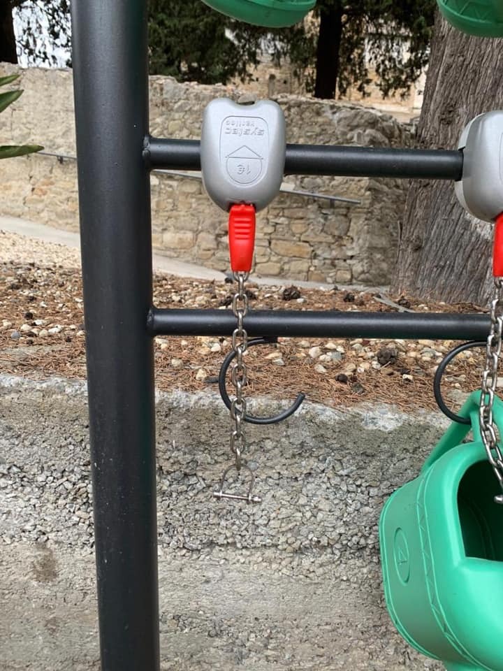 annaffiatoi cimitero Dolceacqua1