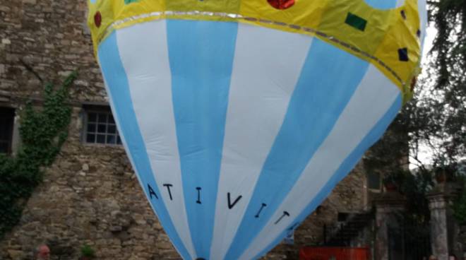 Aurigo riscopre dopo 50 anni la tradizione delle mongolfiere