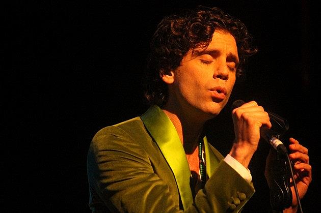 La star Mika dedica una canzone a Sanremo VIDEO e TESTO