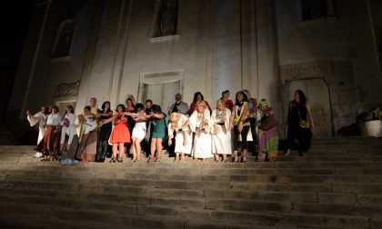 Liber theatrum: Stelle e strisce chiude la rassegna ai Giardini Hambury di Ventimiglia