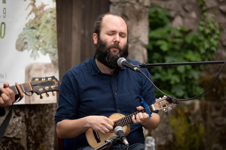 Sabato a Imperia “Storie, parole e pagine” con Jacopo Tomatis