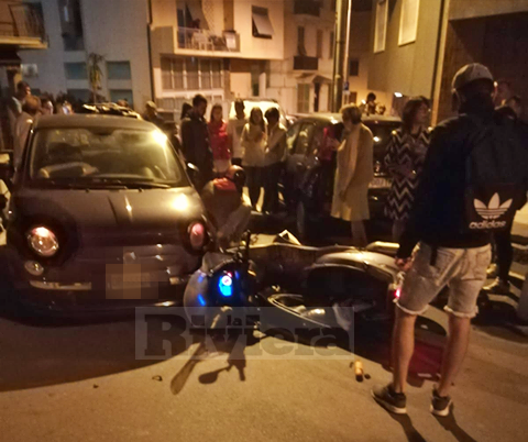 Incidente corso Inglesi scooter auto contromano