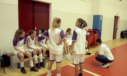 Le giovanissime della Blue Ponente Basket accusano il colpo in U16/F