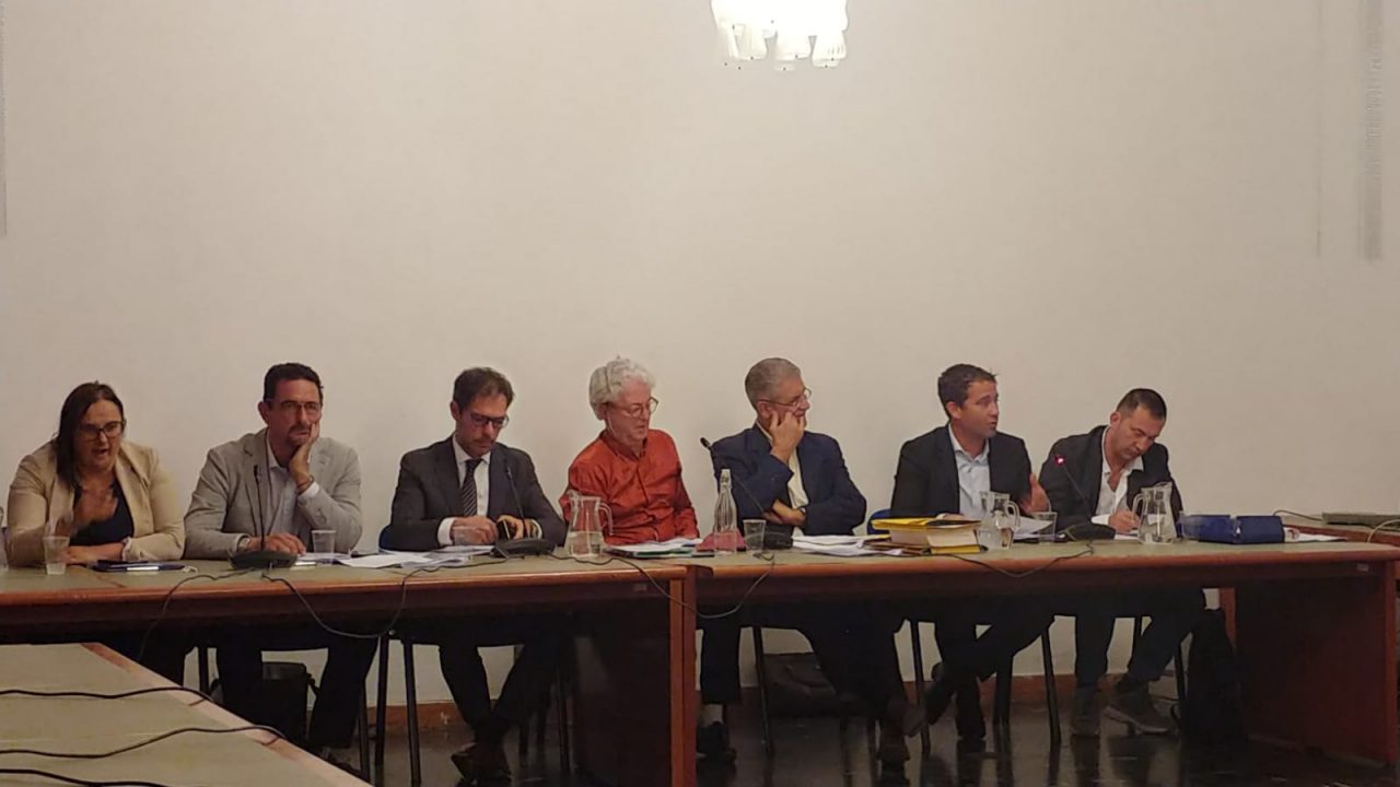 Respinta la mozione sulla richiesta di dimissioni di Bozzarelli
