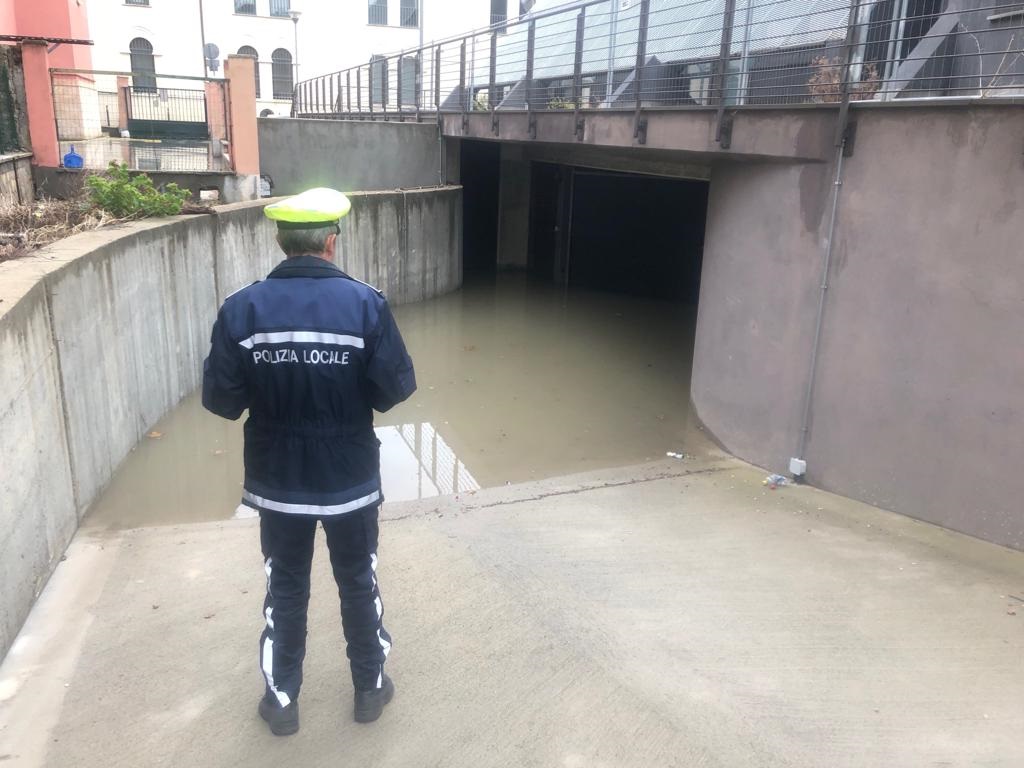 Il maltempo scarica su Imperia, chiusi parte degli uffici postali di Oneglia e il tribunale