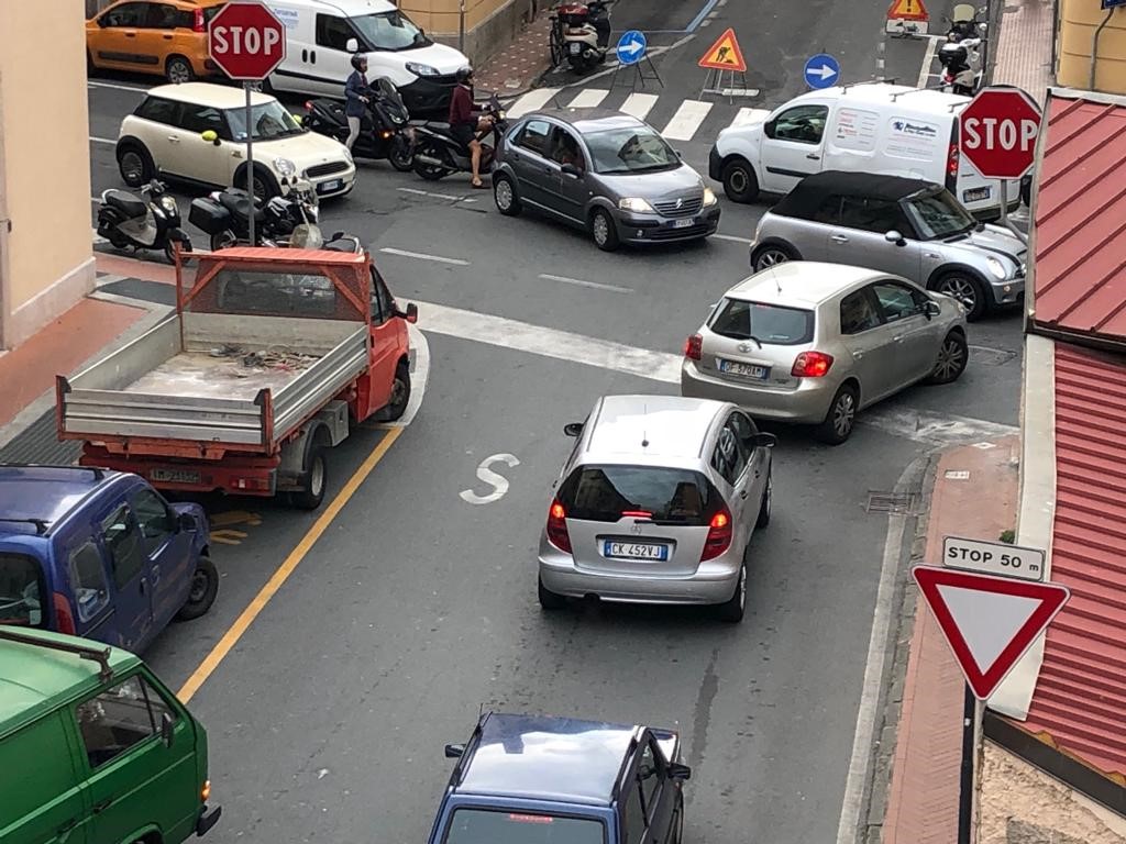 auto 2