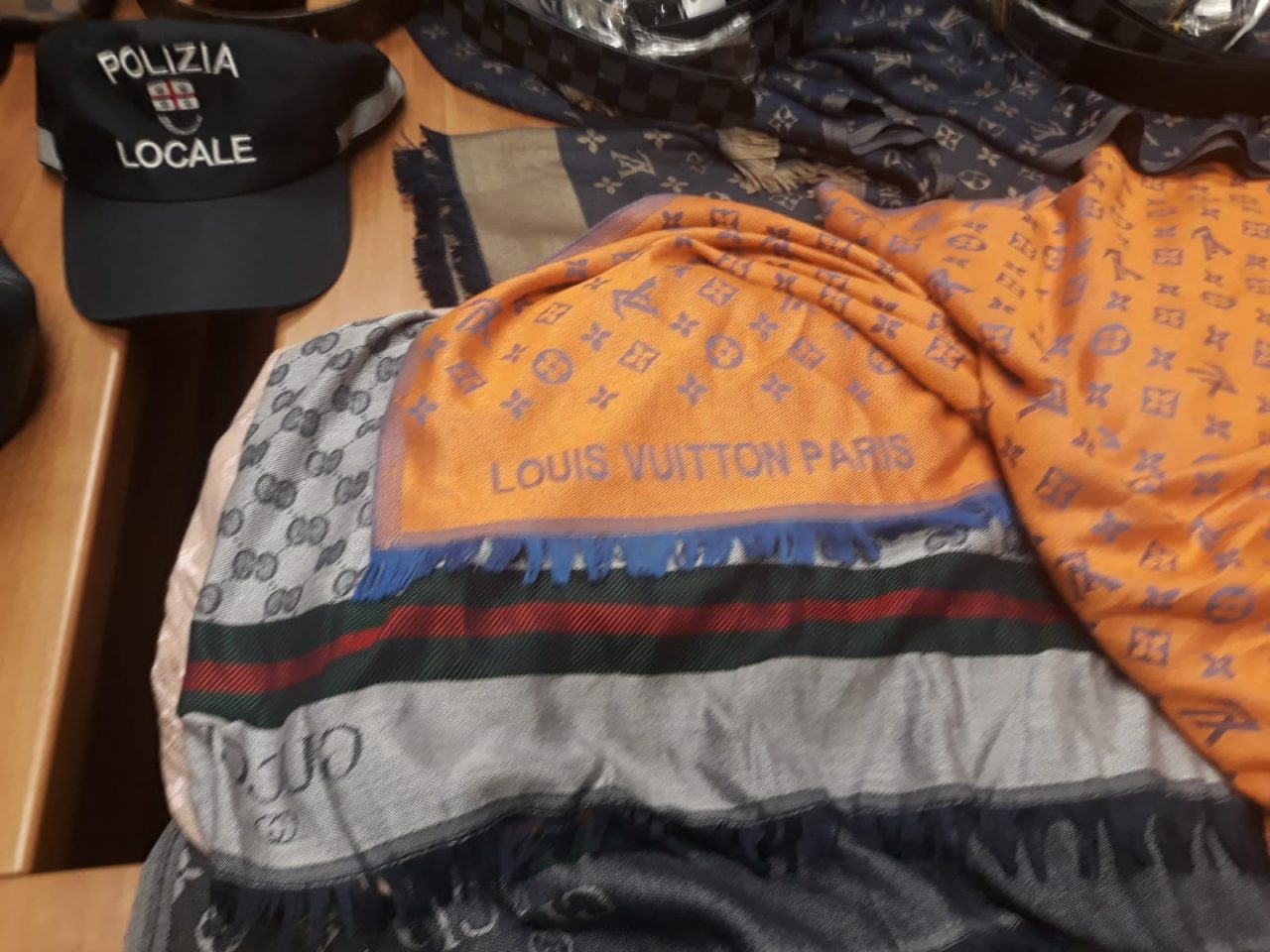 Fermati venditori abusivi sugli autobus della linea Ventimiglia-Sanremo