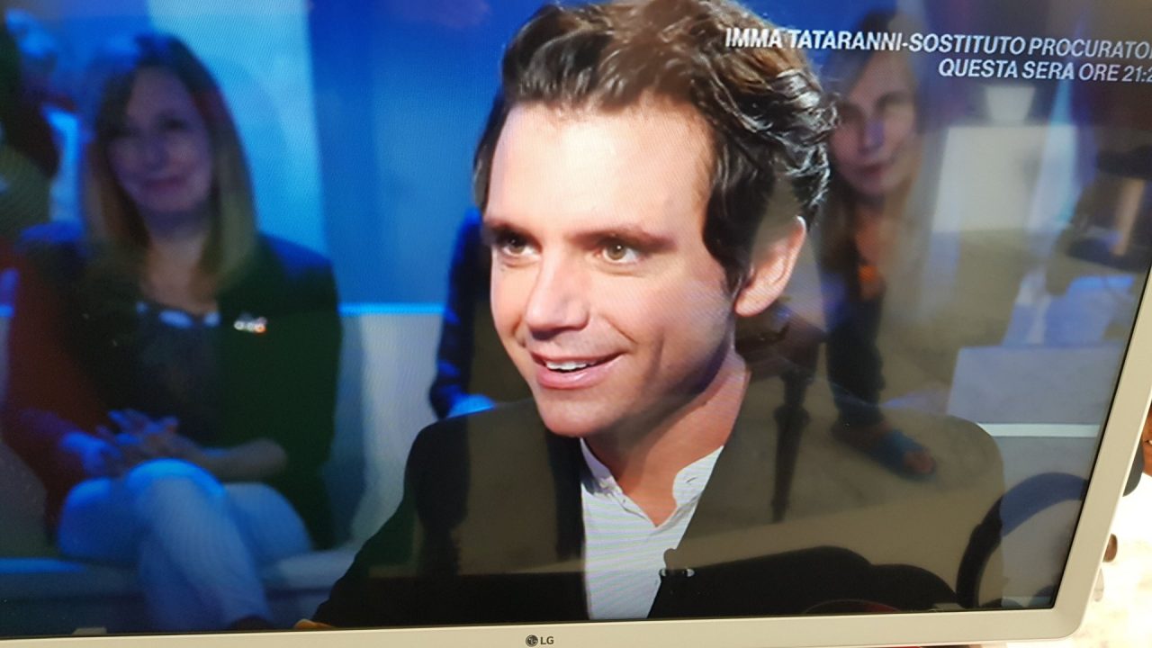 Mika a Domenica In racconta la sua infanzia e le sue gite in famiglia a Sanremo