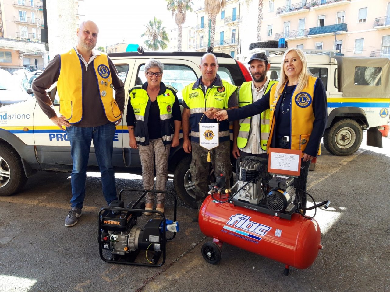 I Lions donano un nuovo gruppo elettrogeno alla Protezione Civile di Vallecrosia