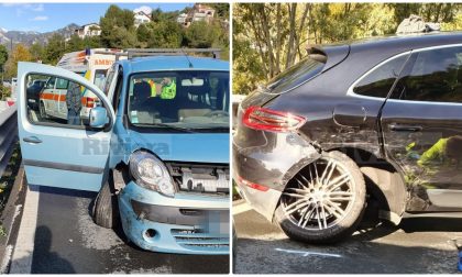Schianto tra due auto sulla Statale 20, ferita una donna