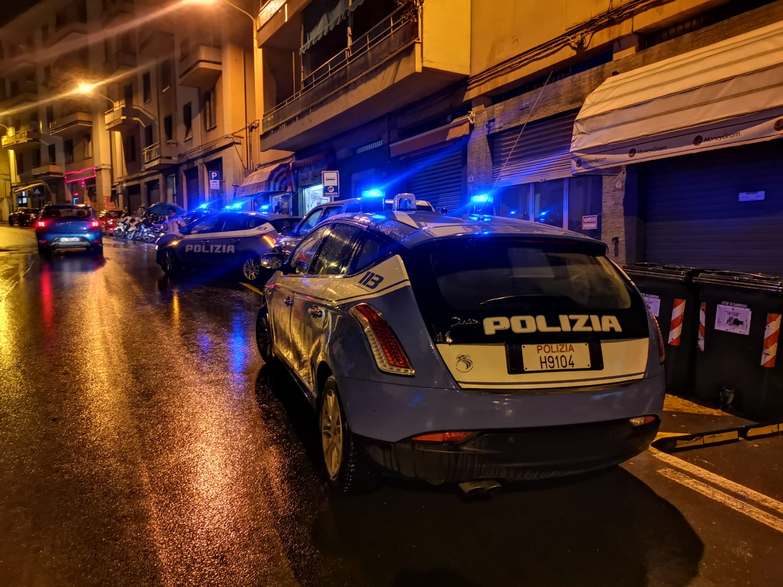 Pattuglione controllo polizia Sanremo commissariato_06